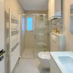 شقة Maraska